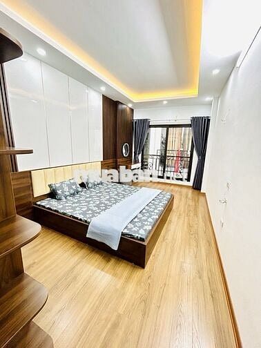 Tân Mai nhà mới oto đỗ cửa, 4 ngủ, nội thất xịn, kinh doanh, sẵn sổ đỏ