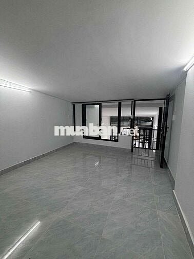 Nhà MTKD Đường Quang Trung 7m 2PN 9tr cọc 10tr