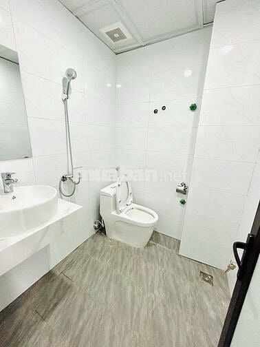 Tân Mai nhà mới oto đỗ cửa, 4 ngủ, nội thất xịn, kinh doanh, sẵn sổ đỏ