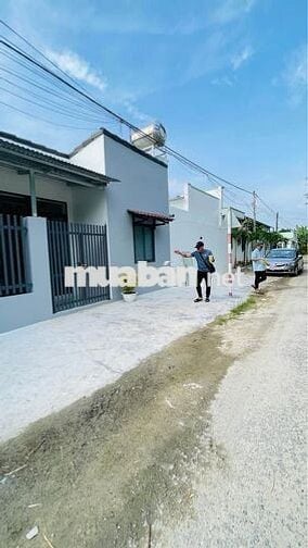 Bán gấp căn nhà mới toanh ở Đ . Nguyễn Thị Rành 144m2 SHR giá 845tr