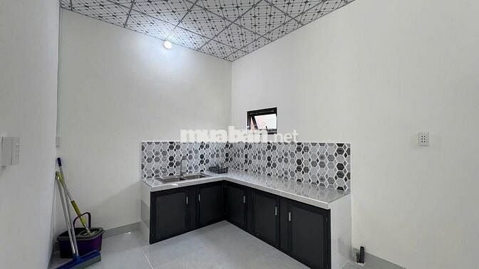 Bán gấp căn nhà mới toanh ở Đ . Nguyễn Thị Rành 144m2 SHR giá 845tr