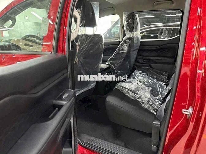 Ranger XLS 1 cầu 2025 - trả trước từ 145tr lấy xe