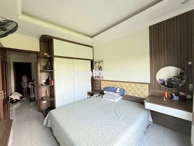 Nam Dư lô góc, 5tầng đẹp mê li, 30m ra oto, lựa chọn VIP trong khu vực