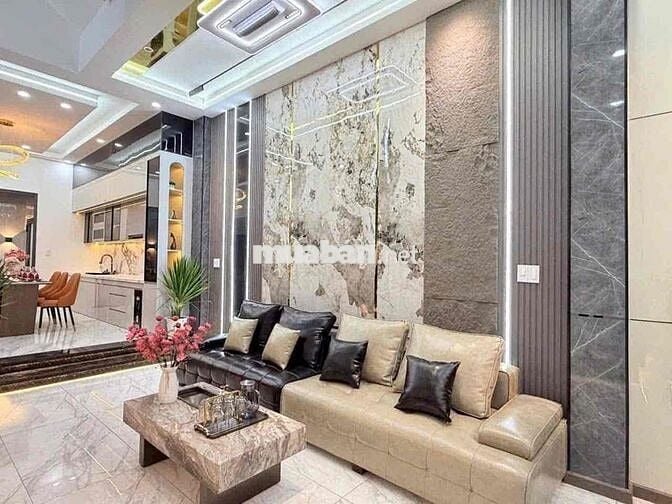 Nhà Phố hoàn công nôii thăt cao cấp