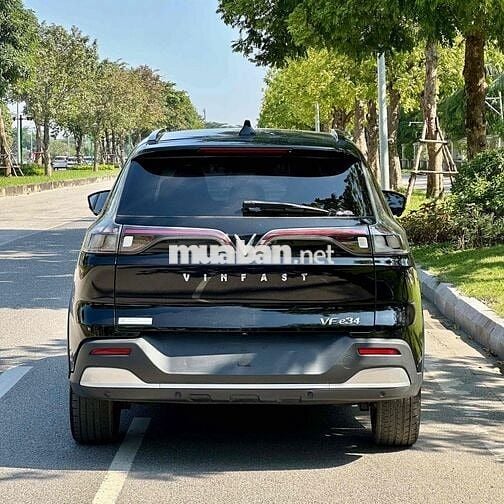 VinFast VFe34 thuê pin tiên phong 2022 - 22000 km