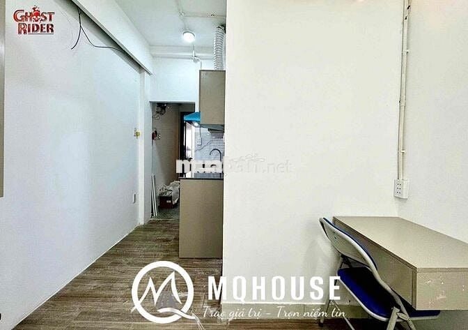 🏠Cho Thuê Phòng Cửa Sổ - Máy Giặt Riêng - Ngay Chợ Tân Định - Cầu Bông