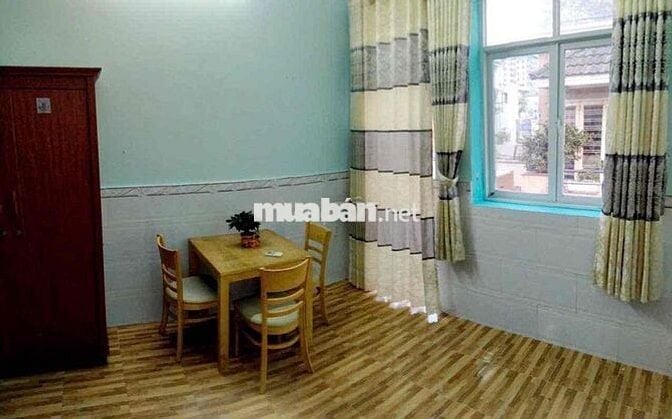 Phòng gác + ban công 35m2 full nt ngay Bạch Đằng