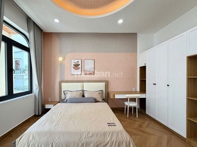 BÁN NHÀ DT 4,10m nở hậu 4,60m X 16m, SIÊU PHẨM GIÁP RANH BÌNH THẠNH, 