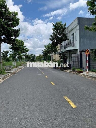 Bán đất 100m2 Cần Giuộc 2Tỷ5- Nhận kí gửi nhà đất, căn hộ chung cư