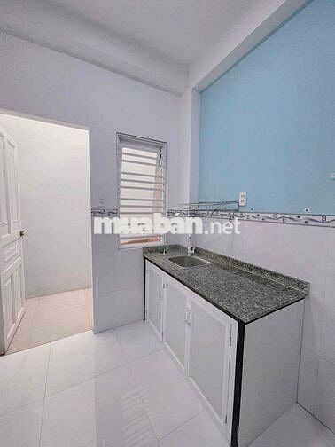 CHO THUÊ PHÒNG TRỌ CÓ THANG MÁY ĐẦY ĐỦ NỘI THẤT GẦN ETOWN CỘNG HOÀ