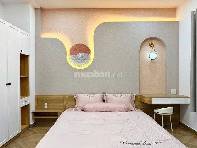 BÁN NHÀ DT 4,10m nở hậu 4,60m X 16m, SIÊU PHẨM GIÁP RANH BÌNH THẠNH, 