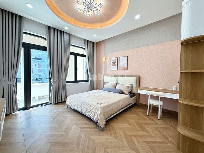 BÁN NHÀ DT 4,10m nở hậu 4,60m X 16m, SIÊU PHẨM GIÁP RANH BÌNH THẠNH, 