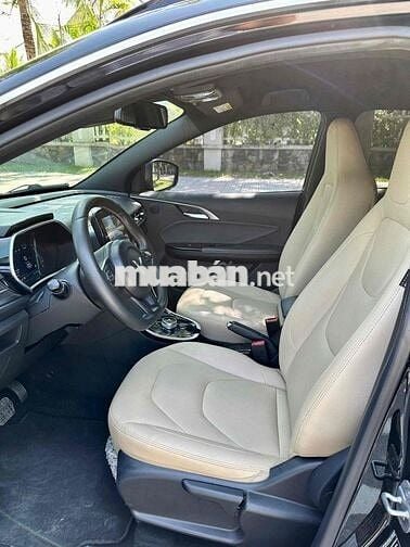 VinFast VFe34 thuê pin tiên phong 2022 - 22000 km