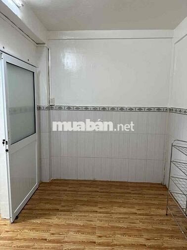 cho thuê chung cư lầu 1. Đ Nguyễn Thiện Thuật p3 ,Q3