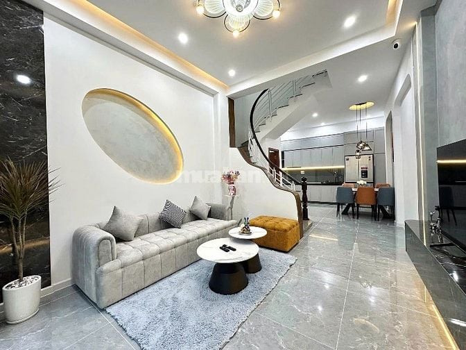 Nhà đẹp mới hoàn công đường Hoà Hiệp, Tân Bình.Giao Lê Bình - 3,210 tỷ