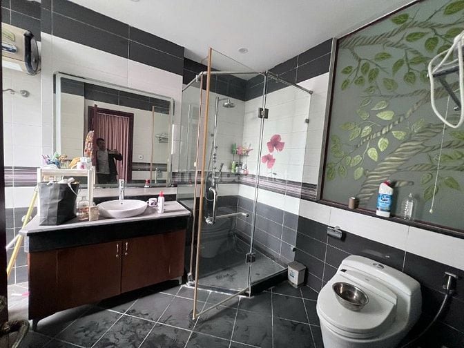 CẦN BÁN NHÀ PHÂN LÔ NGÕ VIP PHỐ LÁNG HẠ