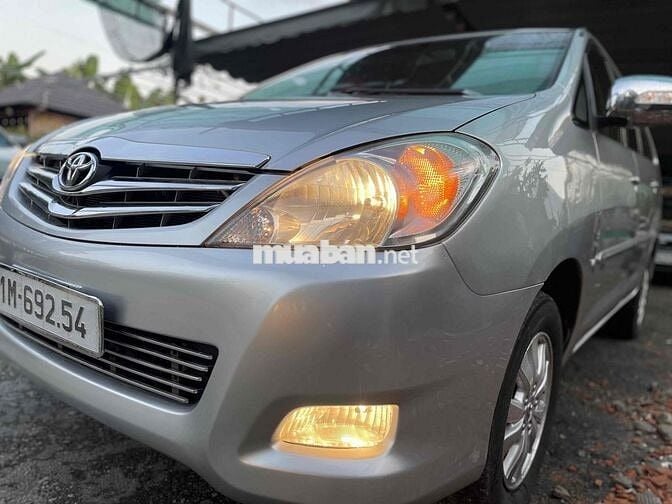 Toyota Innova 2010 V - 135000 km