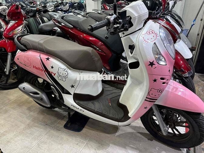 Scoopy 12/2024. Khoá smartkey Bản độ hello kitty.