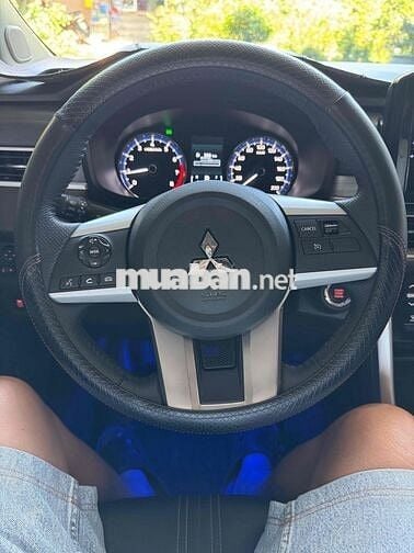 Mitsubishi Xpander 2023 Premium 1.5 AT - 60000 km