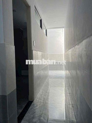 Nhà đẹp SHR 8,2*18m 3PN hẻm 5m ô tô 2/ ngắn Liên Ấp 2-6 Vĩnh Lộc A