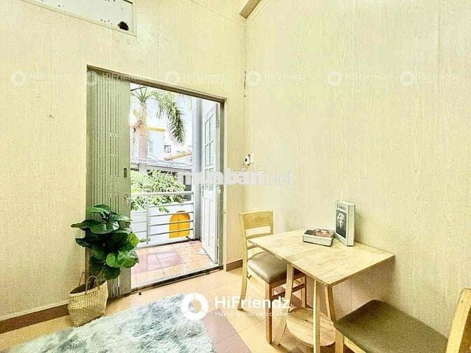 TRỐNG LẠI PHÒNG BANCOL FULL NỘI THẤT CHO NUÔI PET CÁCH VHU 3P ĐI XE