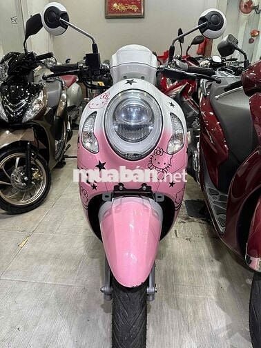 Scoopy 12/2024. Khoá smartkey Bản độ hello kitty.