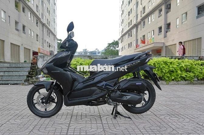 Honda Air Blade 125 đen mờ 4V 2023 Bản Đặc Biệt