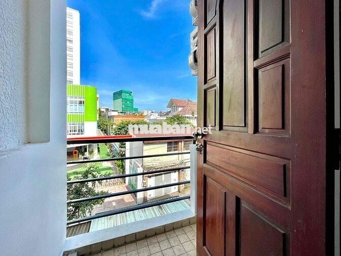 Khai trương căn hộ 2 phòng ngủ siêu đẹp ngay kế bên HUTECH