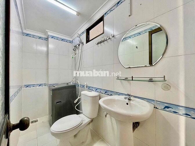 Khai trương căn hộ 2 phòng ngủ siêu đẹp ngay kế bên HUTECH