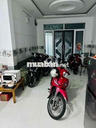 Phòng trọ full nội thất, không chung chủ, đường Phạm Văn Chí Q6