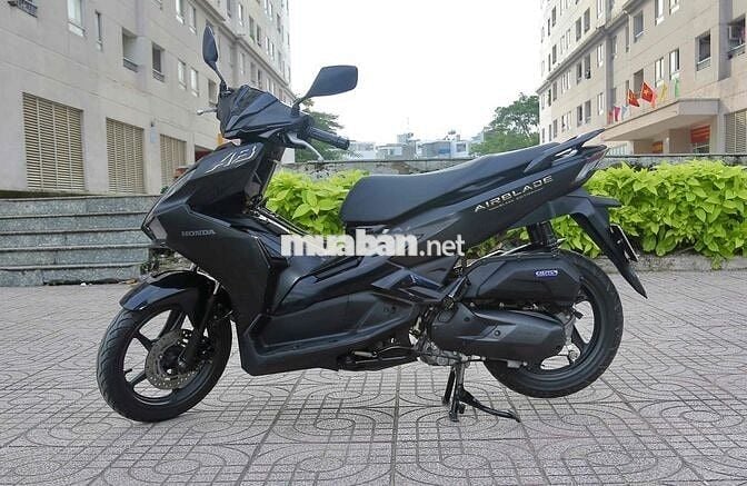 Honda Air Blade 125 đen mờ 4V 2023 Bản Đặc Biệt