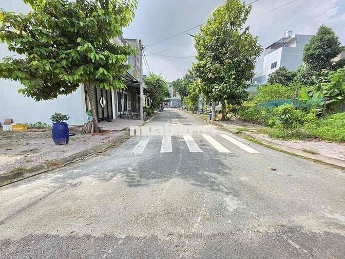 Đất góc 2 mặt tiền KDC đất mới, phường Tân Bình, Tp Dĩ An
