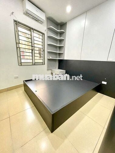 BÁN NHÀ 4 TẦNG DÂN XÂY GẦN 40M² CẠNH CẤP 3 THẠCH BÀN,LONG BIÊN