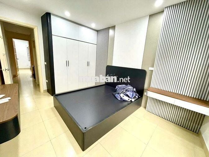 BÁN NHÀ 4 TẦNG DÂN XÂY GẦN 40M² CẠNH CẤP 3 THẠCH BÀN,LONG BIÊN