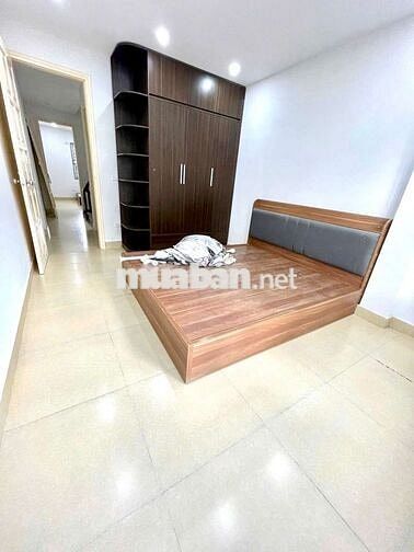 BÁN NHÀ 4 TẦNG DÂN XÂY GẦN 40M² CẠNH CẤP 3 THẠCH BÀN,LONG BIÊN