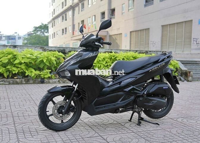 Honda Air Blade 125 đen mờ 4V 2023 Bản Đặc Biệt