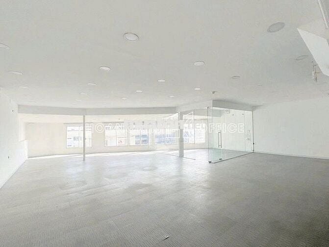 Cho thuê văn phòng 40 Út Tịch Tân Bình 160m có sẵn fitout giá chỉ 35tr