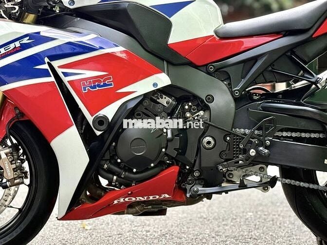 Cần bán Honda CBR1000 date 2014 biển TP