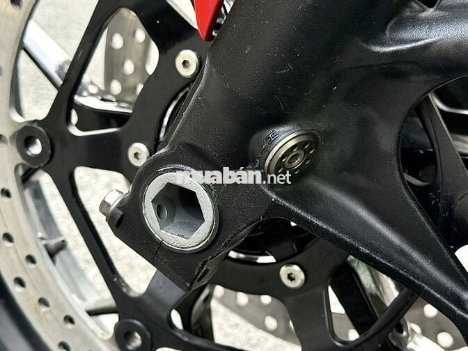 Cần bán Honda CBR1000 date 2014 biển TP