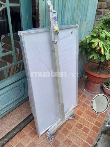 Bảng từ trắng chân di động 1 mặt. KT 0.8 x 1.2m 