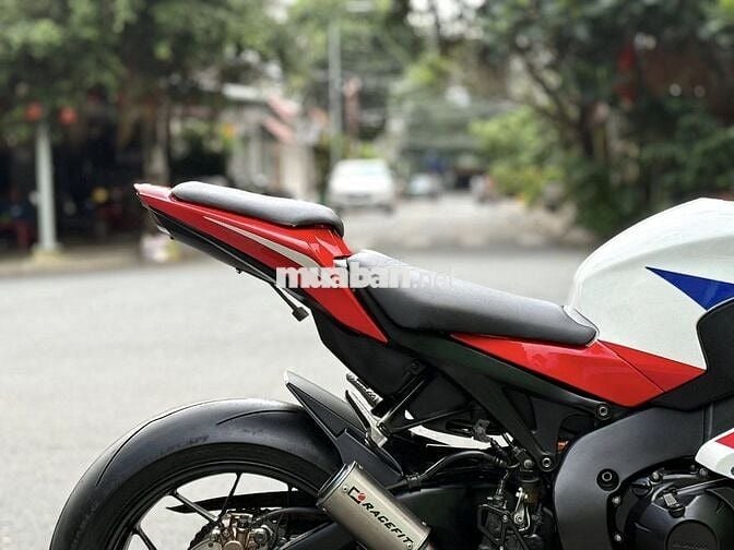 Cần bán Honda CBR1000 date 2014 biển TP