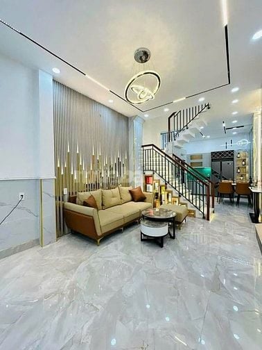 Có ngay căn nhà (4,3x18,8) 3tầng - giá chỉ 2tỷ ngay đường Nguyễn Oanh