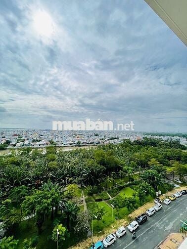 Cho thuê CH Đức Khải Q7. 161m2 3PN 4WC. Giá chỉ 12 tr/tháng.