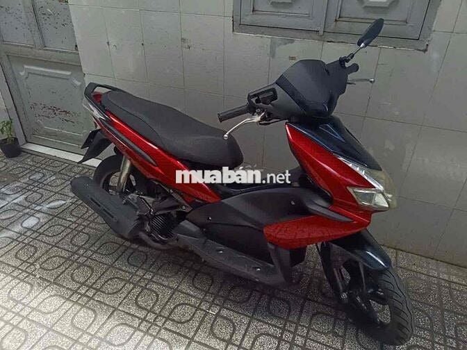 xe mới dọn lai. xe dep ken. êm giay tờ day dủ