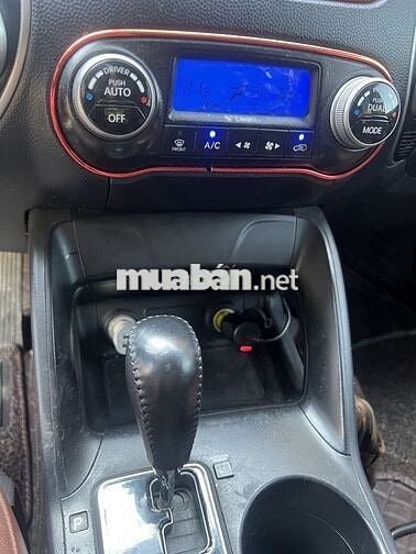 Hyundai Tucson 2011 2.0 AT 4WD - 150000 km