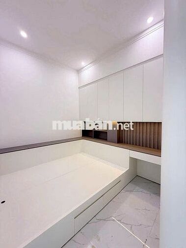 🏡BÁN NHÀ CẤP 4 SÂN VƯỜN GẦN ĐƯỜNG NGUYỄN TRUNG TRỰC – BẾN LỨC, LONG AN