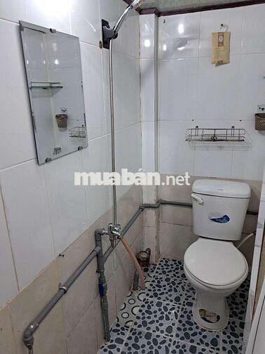 Phòng trọ 15m2, có gác, đường Nguyễn Hữu Cảnh, p.22, Q. Bình Thạnh.