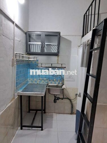 Phòng trọ 15m2, có gác, đường Nguyễn Hữu Cảnh, p.22, Q. Bình Thạnh.