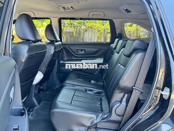 Toyota Veloz Cross CVT Top 2022