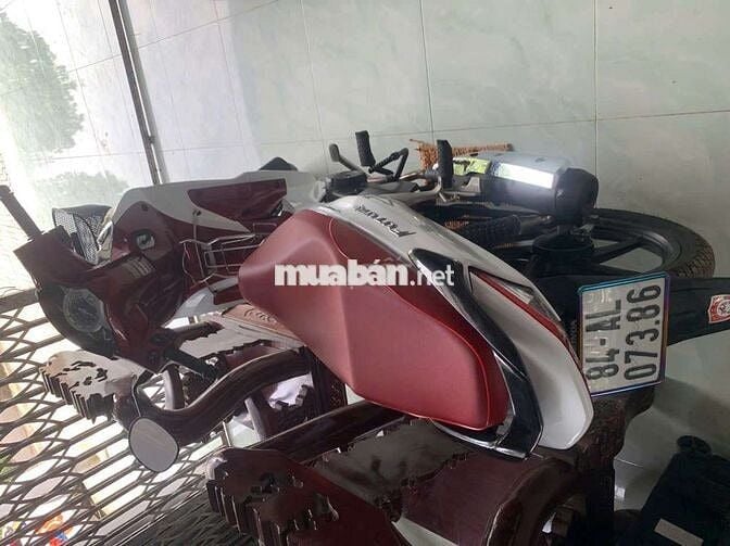 Honda Future 2024 Trắng đỏ 23000 km